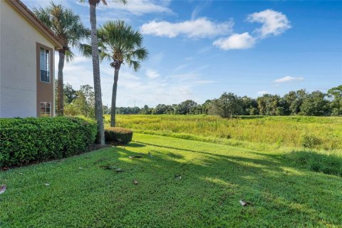 Condo in Orlando, Florida, 2 bedrooms  № 1387615 - photo 2