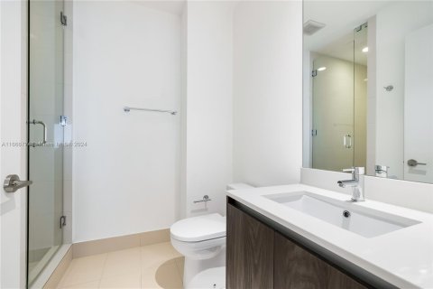 Copropriété à vendre à Miami, Floride: 2 chambres, 106.19 m2 № 1380587 - photo 21