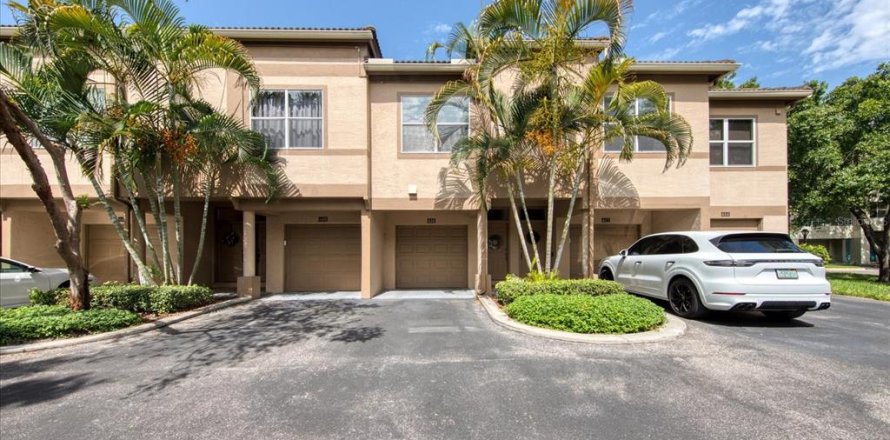 Condo à Tampa, Floride, 2 chambres  № 1399608