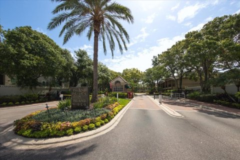 Copropriété à vendre à Tampa, Floride: 2 chambres, 99.22 m2 № 1399608 - photo 23