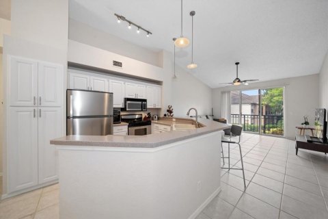 Copropriété à vendre à Tampa, Floride: 2 chambres, 99.22 m2 № 1399608 - photo 8