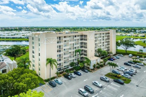 Copropriété à vendre à Delray Beach, Floride: 2 chambres, 114.27 m2 № 1058798 - photo 2