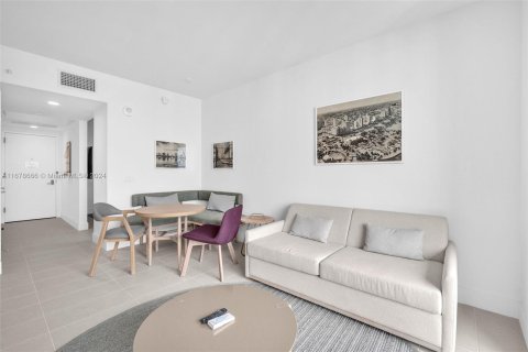 Condo in Miami, Florida, 1 bedroom  № 1406085 - photo 22