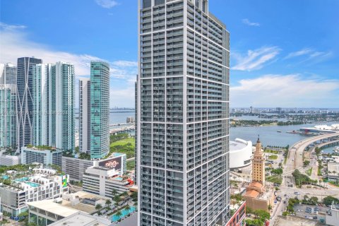 Condominio en venta en Miami, Florida, 1 dormitorio № 1406085 - foto 2