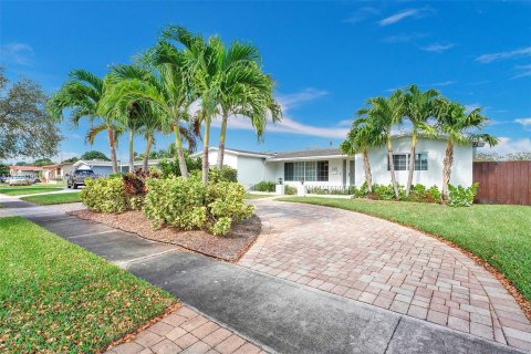 Casa en venta en Hollywood, Florida, 3 dormitorios, 162.76 m2 № 1073150 - foto 22