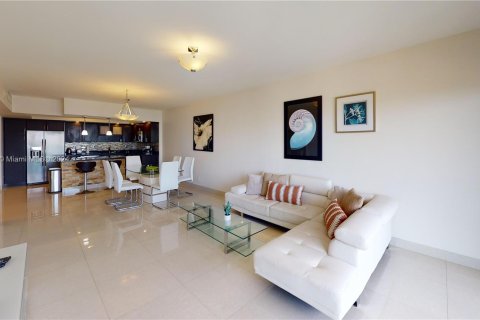 Condo in Sunny Isles Beach, Florida, 1 bedroom  № 1073185 - photo 7