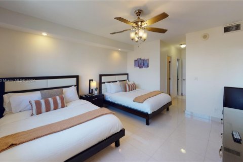 Condo in Sunny Isles Beach, Florida, 1 bedroom  № 1073185 - photo 5