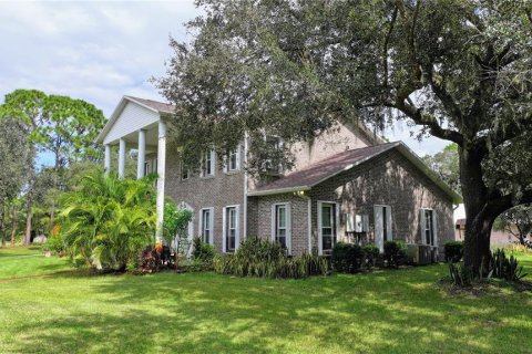 Casa en venta en Titusville, Florida, 4 dormitorios, 281.22 m2 № 1394205 - foto 10