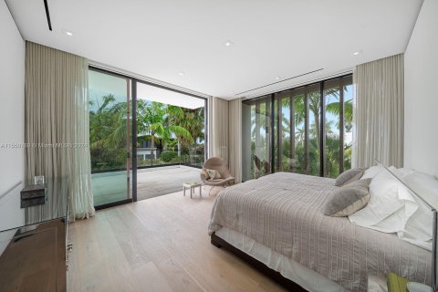Villa ou maison à vendre à Bay Harbor Islands, Floride: 6 chambres, 744.52 m2 № 1067812 - photo 30
