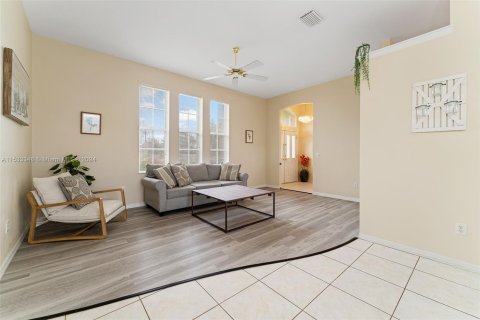 Casa en venta en Port St. Lucie, Florida, 3 dormitorios, 182.83 m2 № 1050928 - foto 22