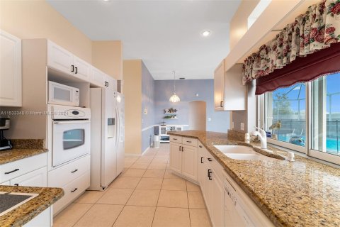 Villa ou maison à vendre à Port St. Lucie, Floride: 3 chambres, 182.83 m2 № 1050928 - photo 20