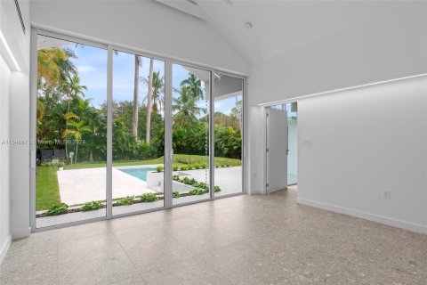 Villa ou maison à vendre à El Portal, Floride: 4 chambres, 216.37 m2 № 1059413 - photo 20
