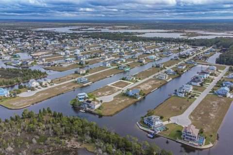 Terreno en venta en Hernando Beach, Florida № 1431851 - foto 6