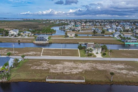 Terreno en venta en Hernando Beach, Florida № 1431851 - foto 22