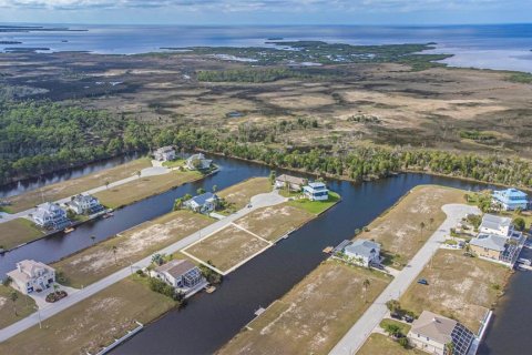 Terreno en venta en Hernando Beach, Florida № 1431851 - foto 14