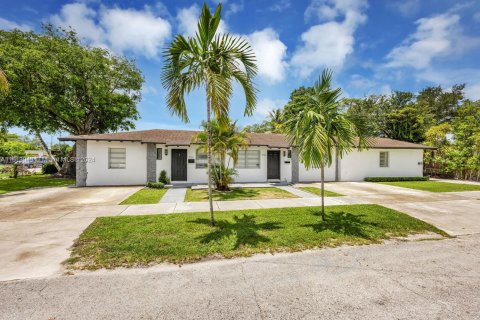 Immobilier commercial à vendre à Miami, Floride: 192.68 m2 № 1236339 - photo 27