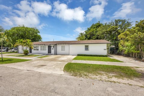 Immobilier commercial à vendre à Miami, Floride: 192.68 m2 № 1236339 - photo 29