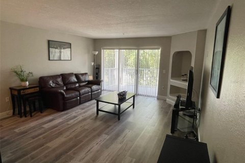 Condominio en venta en Orlando, Florida, 1 dormitorio, 79.99 m2 № 1169857 - foto 5