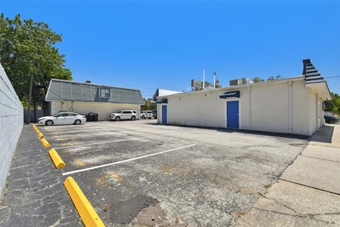 Commercial property in Tampa, Florida 564.29 sq.m. № 1169890 - photo 28