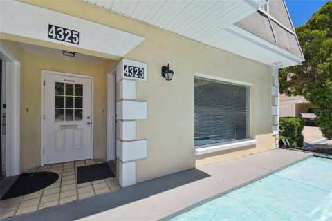 Immobilier commercial à vendre à Tampa, Floride: 564.29 m2 № 1169890 - photo 23