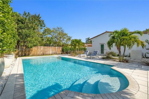 Villa ou maison à vendre à Biscayne Park, Floride: 3 chambres, 108.51 m2 № 1067909 - photo 1
