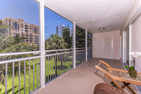 Condo in Boca Raton, Florida, 2 bedrooms  № 1210495 - photo 27