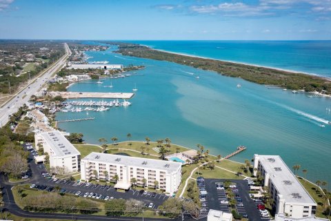 Condo in Tequesta, Florida, 2 bedrooms  № 1210497 - photo 10