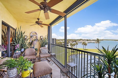 Condo in Tequesta, Florida, 2 bedrooms  № 1210497 - photo 28