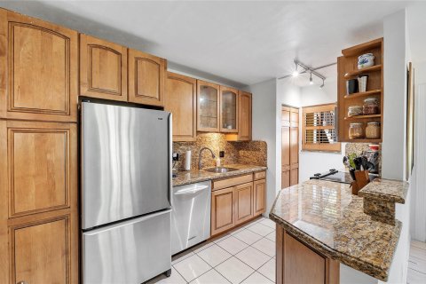 Copropriété à vendre à Deerfield Beach, Floride: 2 chambres, 82.4 m2 № 1073800 - photo 25