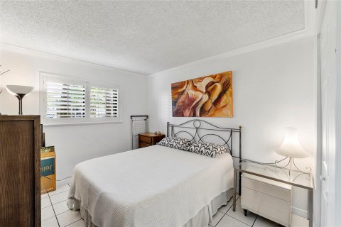 Copropriété à vendre à Deerfield Beach, Floride: 2 chambres, 82.4 m2 № 1073800 - photo 8