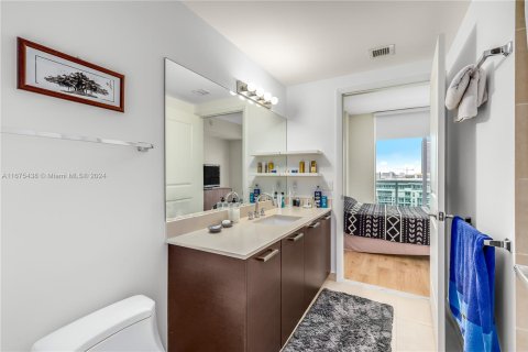 Condominio en venta en Miami, Florida, 1 dormitorio, 64.38 m2 № 1399492 - foto 13