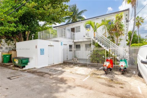 Condo in Miami Beach, Florida, 1 bedroom  № 1399491 - photo 3