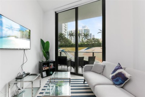 Copropriété à vendre à Miami, Floride: 2 chambres № 1403010 - photo 3