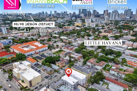 Immobilier commercial à vendre à Miami, Floride: 564.85 m2 № 1309500 - photo 4