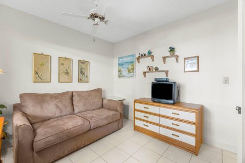 Condominio en venta en Lake Worth, Florida, 2 dormitorios, 104.52 m2 № 1072648 - foto 10