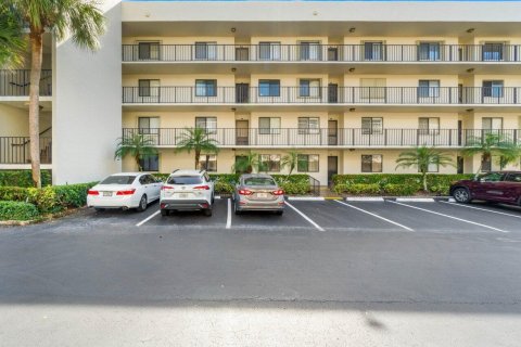 Condominio en venta en Lake Worth, Florida, 2 dormitorios, 104.52 m2 № 1072648 - foto 3