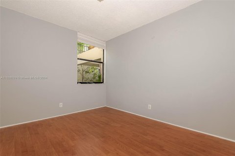 Condo in Aventura, Florida, 3 bedrooms  № 1272769 - photo 26