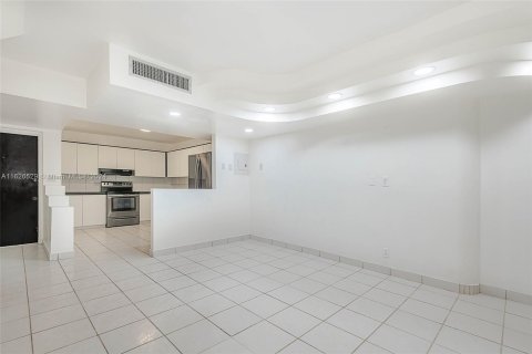 Copropriété à vendre à Aventura, Floride: 3 chambres, 123.56 m2 № 1272769 - photo 11