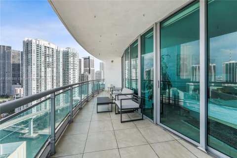 Copropriété à vendre à Miami, Floride: 3 chambres, 128.67 m2 № 1060412 - photo 17