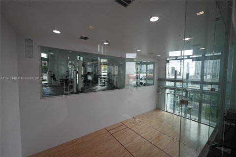 Copropriété à vendre à Miami, Floride: 3 chambres, 128.67 m2 № 1060412 - photo 22