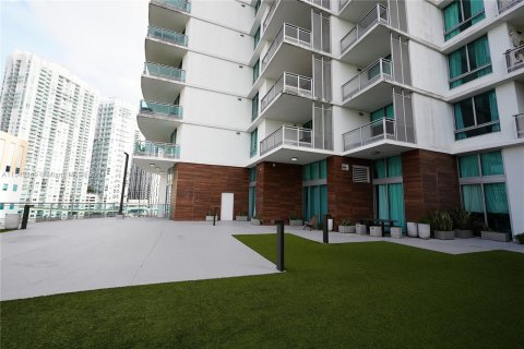 Copropriété à vendre à Miami, Floride: 3 chambres, 128.67 m2 № 1060412 - photo 21