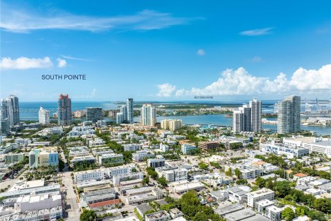 Propiedad comercial en venta en Miami Beach, Florida № 1332738 - foto 13