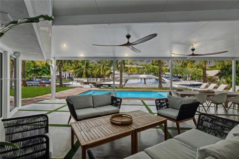 Casa en venta en North Miami, Florida, 3 dormitorios, 238.67 m2 № 1332739 - foto 22