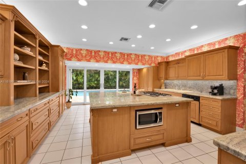 Casa en venta en Coral Gables, Florida, 5 dormitorios, 528.24 m2 № 1241135 - foto 15