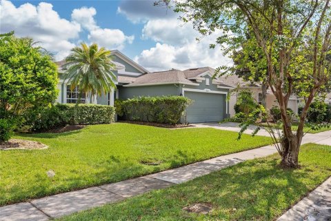 House in Orlando, Florida 3 bedrooms, 134.99 sq.m. № 1397255 - photo 2