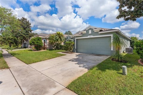 House in Orlando, Florida 3 bedrooms, 134.99 sq.m. № 1397255 - photo 12