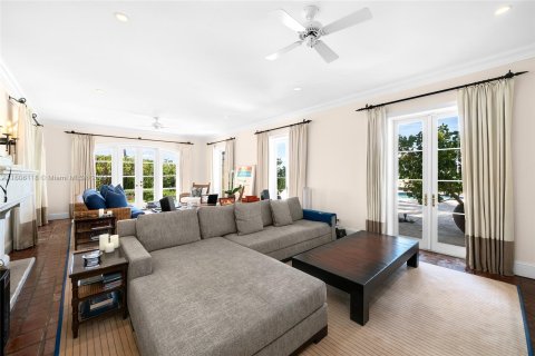 Casa en venta en Miami Beach, Florida, 6 dormitorios, 639.54 m2 № 1226526 - foto 23