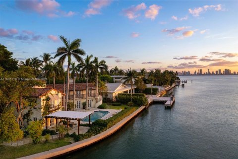 Casa en venta en Miami Beach, Florida, 6 dormitorios, 639.54 m2 № 1226526 - foto 4