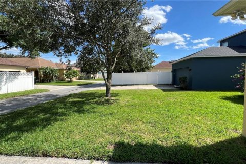 Villa ou maison à louer à Orlando, Floride: 3 chambres, 159.23 m2 № 1356510 - photo 4