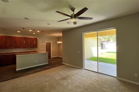 House in Orlando, Florida 3 bedrooms, 159.23 sq.m. № 1356510 - photo 16